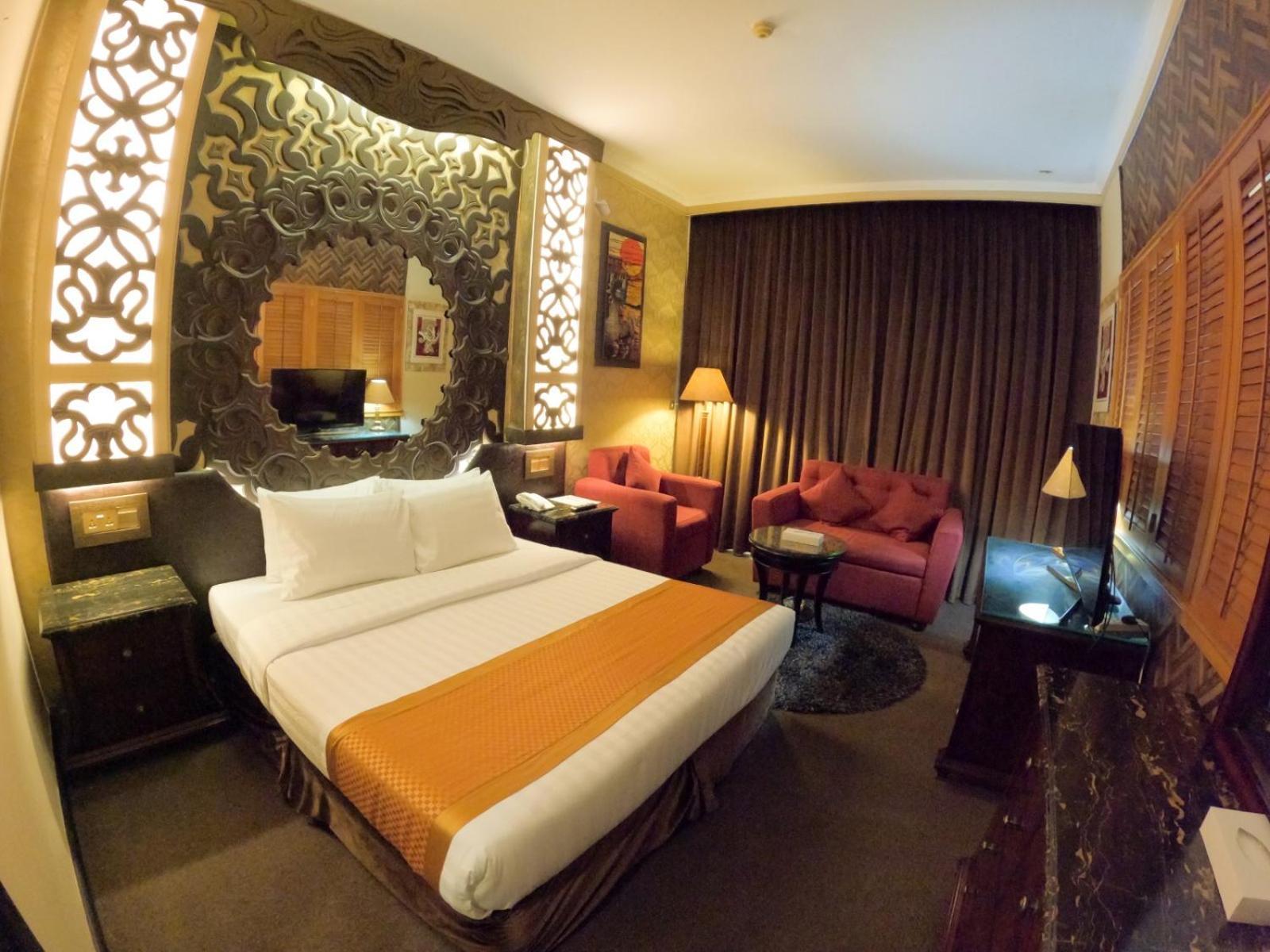 Knight Armour Hotel Dubai Exteriör bild